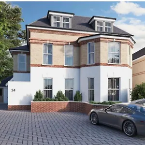 Apartment Bright, Vibrant New 1 Bedroom Town Centre Parking, Bournemouth